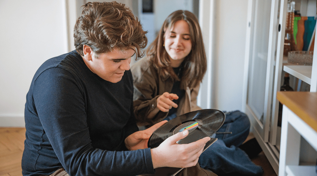 1150x640 Introversion