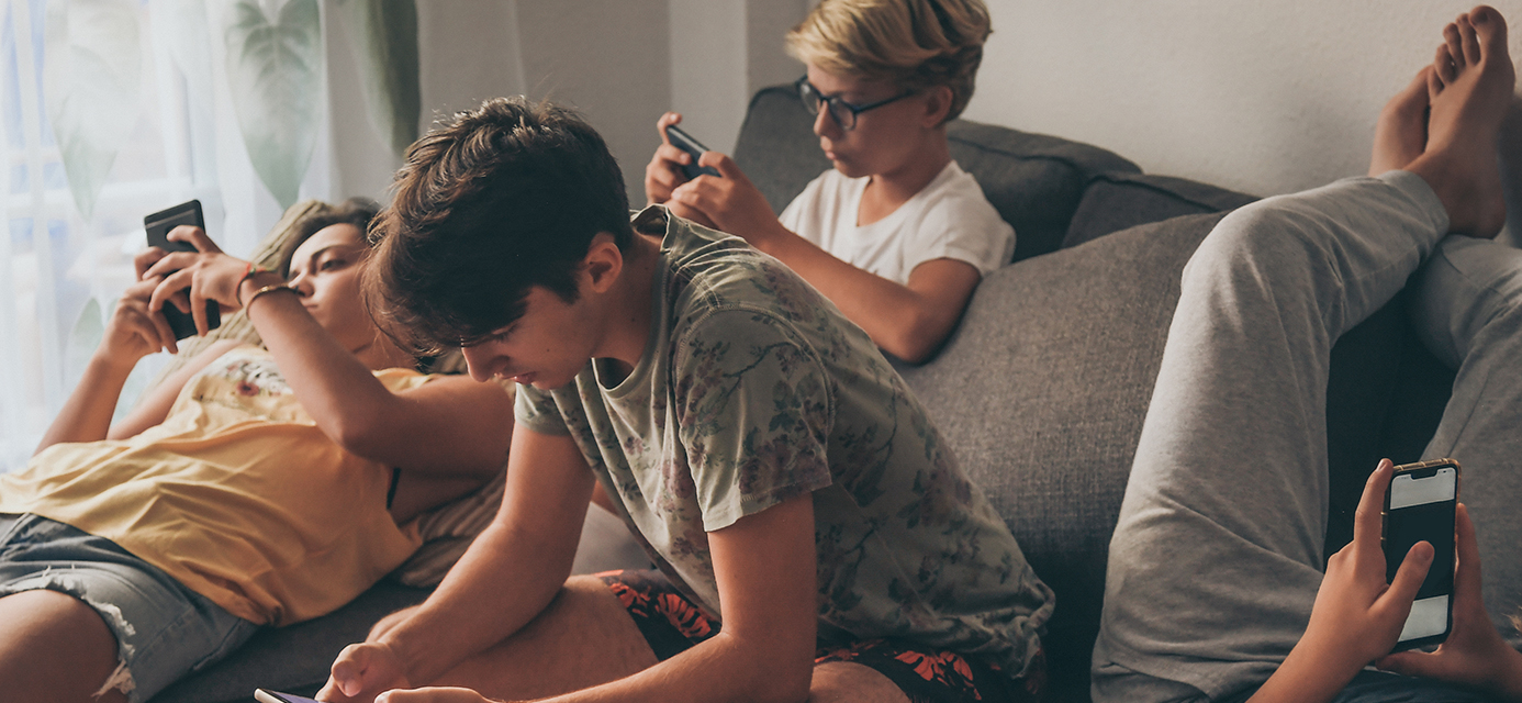 Setting Screen-Time Limits for Your Teen This Summer