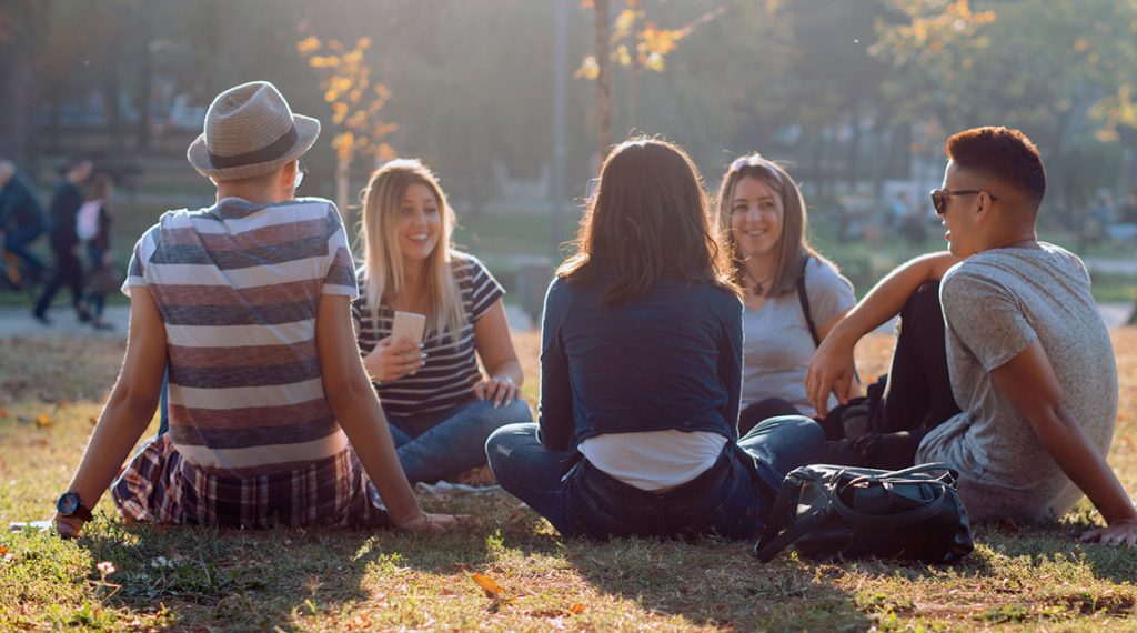 Teen truancy: High schoolers sit outside skipping class